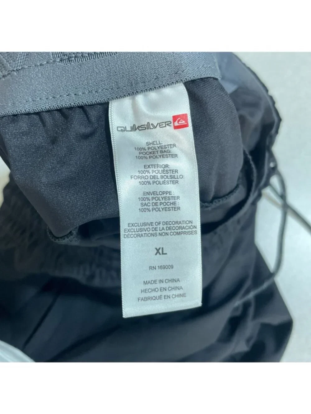 NWOT Quiksilver Men's Black XL Regular Fit Active Shorts Pull on